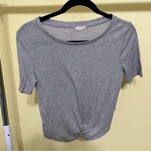 Aeropostale gray crop top with front twist